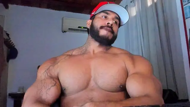 Snapshot of Artemis_Kazttman chatting on November 13, 2025, 4:06 pm Artemis Kazttman online show from November 13, 2025, 4:06 pm