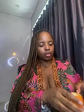 PRIMAGODDESS online show from April 4, 2026, 6:44 am