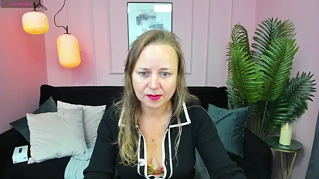 Snapshot of GabrielGold chatting on September 11, 2025, 8:31 pm GabrielGold online show from September 11, 2025, 8:31 pm