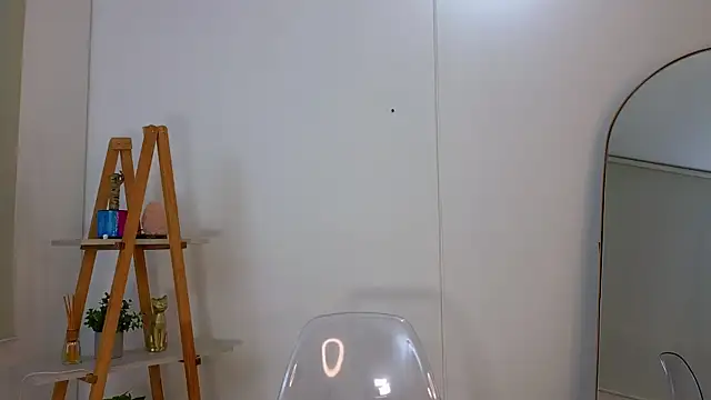 bella  adams online show from March 21, 2026, 11:48 am