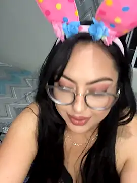 MileyGia online show from October 29, 2025, 12:57 am