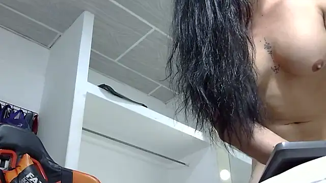 Snapshot of EvaTiffany chatting on February 27, 2026, 3:39 am EvaTiffany online show from February 27, 2026, 3:39 am