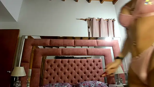 briana wonder69xxx online show from March 2, 2026, 8:37 pm