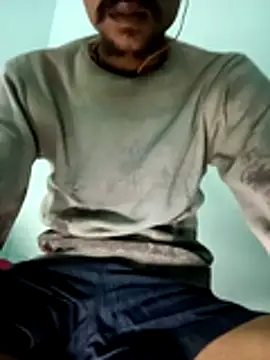 Snapshot of PrabV0319 chatting on December 21, 2025, 7:59 am PrabV0319 online show from December 21, 2025, 7:59 am