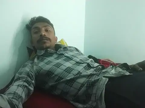 Snapshot of PrabV0319 chatting on January 10, 2026, 6:20 pm PrabV0319 online show from January 10, 2026, 6:20 pm