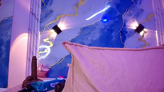 lorrayne  online show from November 13, 2025, 12:26 pm