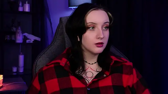 Snapshot of AsheLucker chatting on February 6, 2026, 7:17 pm AsheLucker online show from February 6, 2026, 7:17 pm