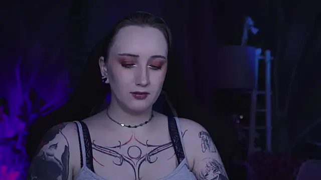 Snapshot of AsheLucker chatting on February 7, 2026, 10:46 pm AsheLucker online show from February 7, 2026, 10:46 pm