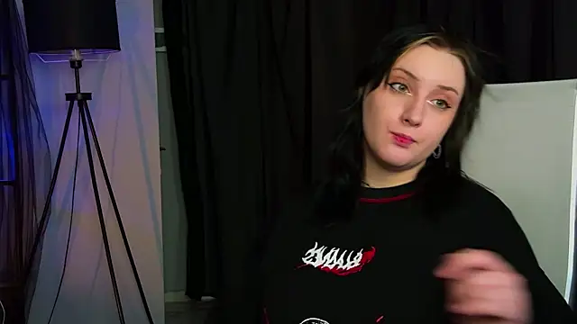 Snapshot of AsheLucker chatting on February 25, 2026, 11:03 pm AsheLucker online show from February 25, 2026, 11:03 pm