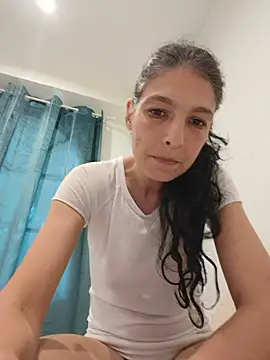 Snapshot of Sposini69 chatting on May 18, 2026, 3:07 pm Sposini69 online show from May 18, 2026, 3:07 pm