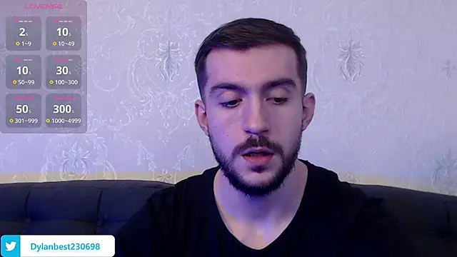 Snapshot of Dylan_Best chatting on March 13, 2025, 11:16 pm Dylan Best online show from March 13, 2025, 11:16 pm