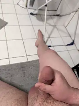 Philip266xh online show from February 11, 2025, 5:16 am