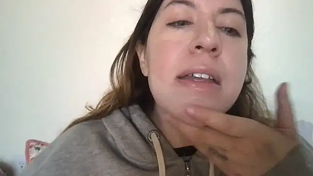 HYPHYtype online show from January 23, 2025, 10:01 pm