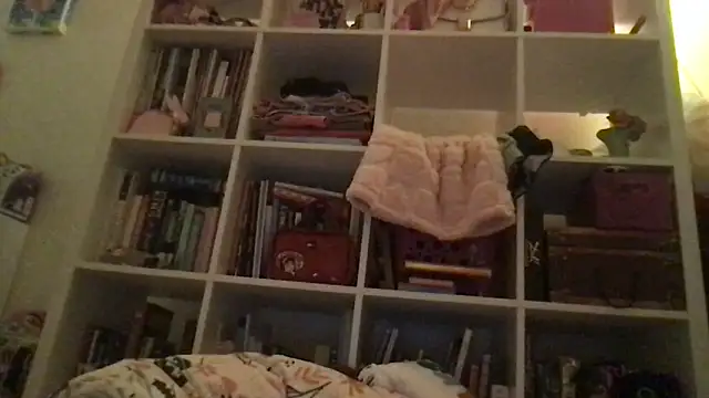 HYPHYtype online show from January 25, 2025, 5:51 am