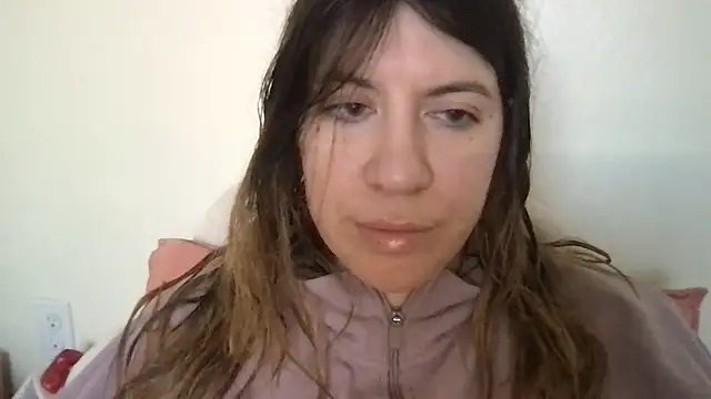 HYPHYtype online show from February 26, 2025, 5:50 pm