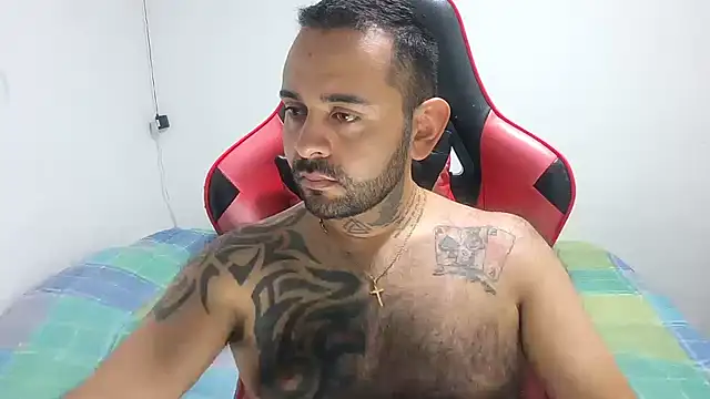 TeddyGominola  online show from February 2, 2025, 3:28 pm