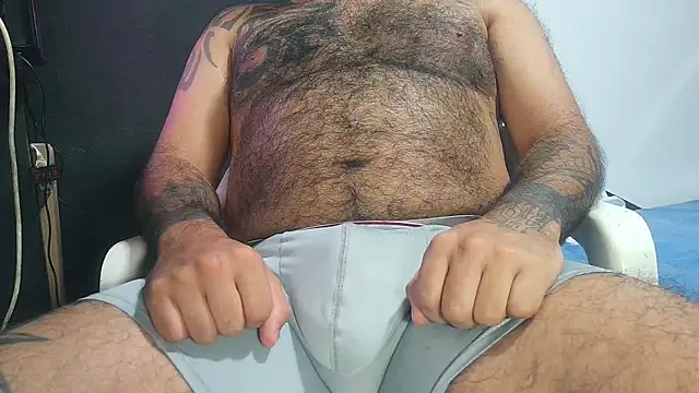 Snapshot of TeddyGominola_ chatting on January 16, 2026, 8:40 am TeddyGominola online show from January 16, 2026, 8:40 am