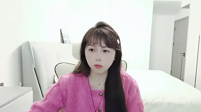 Sunset glow online show from February 17, 2025, 2:26 pm