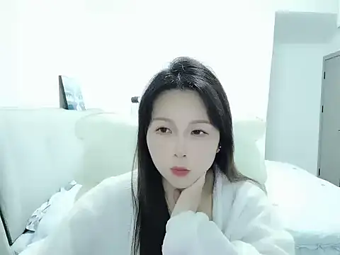 Snapshot of Sunset_glow chatting on March 27, 2026, 10:48 am Sunset glow online show from March 27, 2026, 10:48 am