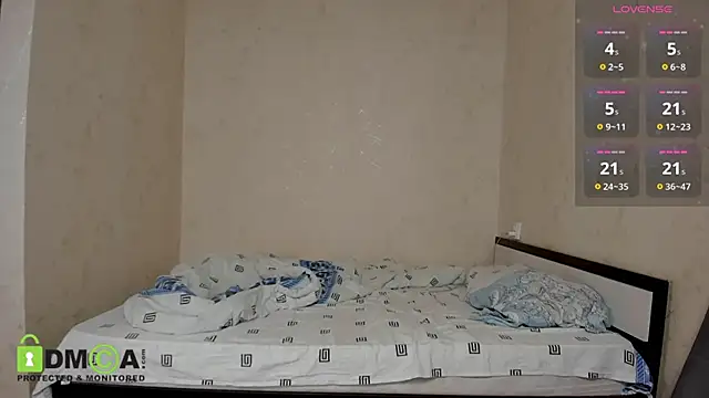 Snapshot of Model_Mike chatting on February 14, 2025, 12:41 am Model Mike online show from February 14, 2025, 12:41 am