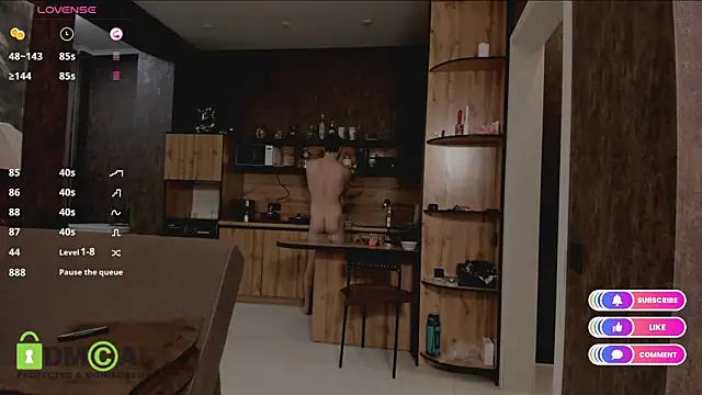 Snapshot of Model_Mike chatting on October 9, 2025, 11:36 pm Model Mike online show from October 9, 2025, 11:36 pm