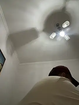 Snapshot of 1Aleks13 chatting on November 4, 2025, 12:10 am 1Aleks13 online show from November 4, 2025, 12:10 am