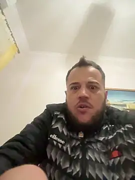 Snapshot of 1Aleks13 chatting on November 23, 2025, 10:09 pm 1Aleks13 online show from November 23, 2025, 10:09 pm