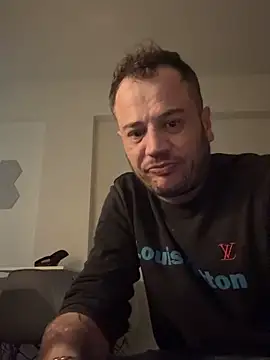 Snapshot of 1Aleks13 chatting on January 6, 2026, 3:21 am 1Aleks13 online show from January 6, 2026, 3:21 am