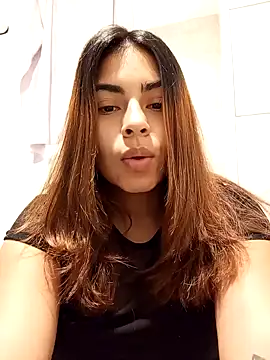 Snapshot of Ivanna2 chatting on December 2, 2024, 9:50 pm Ivanna2 online show from December 2, 2024, 9:50 pm