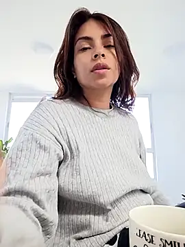 Snapshot of Ivanna2 chatting on October 9, 2025, 1:20 pm Ivanna2 online show from October 9, 2025, 1:20 pm