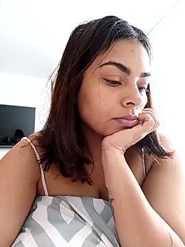 Snapshot of Ivanna2 chatting on February 1, 2026, 2:15 pm Ivanna2 online show from February 1, 2026, 2:15 pm