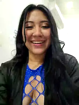 Snapshot of PamelaTomson chatting on March 18, 2025, 12:27 am PamelaTomson online show from March 18, 2025, 12:27 am