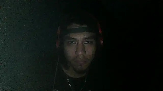 Snapshot of AlexAlejandro13 chatting on October 21, 2025, 6:03 am AlexAlejandro13 online show from October 21, 2025, 6:03 am