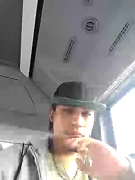 Snapshot of AlexAlejandro13 chatting on November 9, 2025, 9:57 pm AlexAlejandro13 online show from November 9, 2025, 9:57 pm