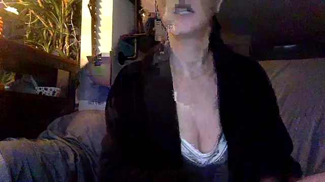 Snapshot of Kbimpakt chatting on December 19, 2025, 7:37 am Kbimpakt online show from December 19, 2025, 7:37 am