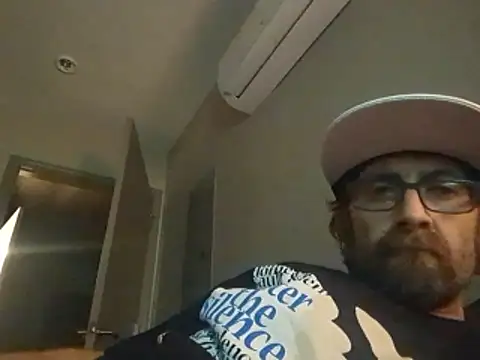 Bottomslut4tops84 online show from November 18, 2025, 4:28 am