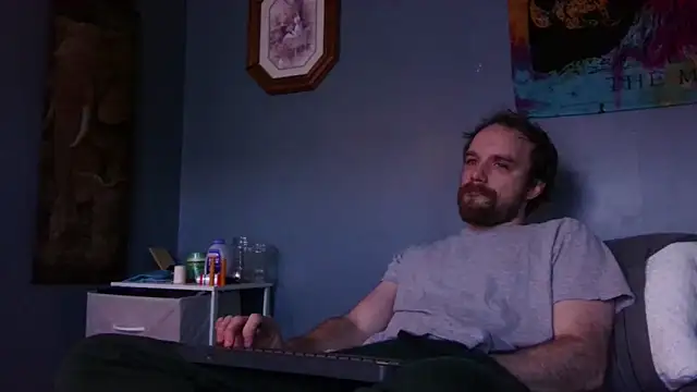 hpluvsplata online show from March 17, 2026, 1:25 pm