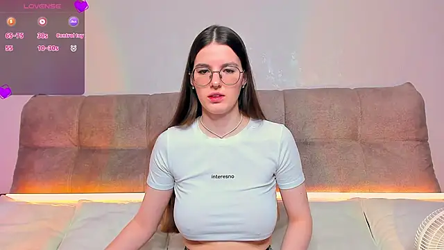 Snapshot of AriellaTesk chatting on February 28, 2026, 4:24 am AriellaTesk online show from February 28, 2026, 4:24 am