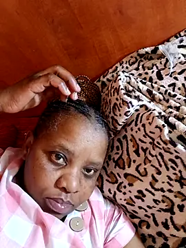 Snapshot of CHOCOLATEHUGEBOOBS42DDD chatting on October 11, 2025, 9:52 am CHOCOLATEHUGEBOOBS42DDD online show from October 11, 2025, 9:52 am