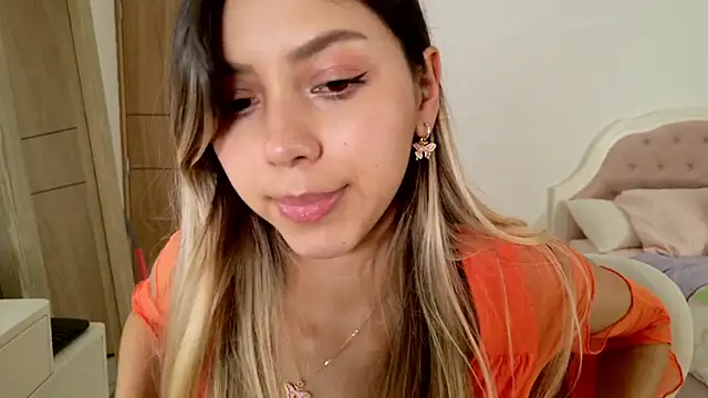 Sensualtease online show from February 7, 2025, 11:55 pm