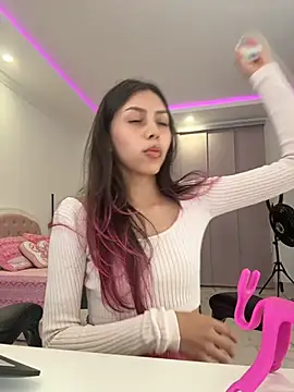 Snapshot of Sensualtease chatting on February 2, 2026, 11:14 pm Sensualtease online show from February 2, 2026, 11:14 pm