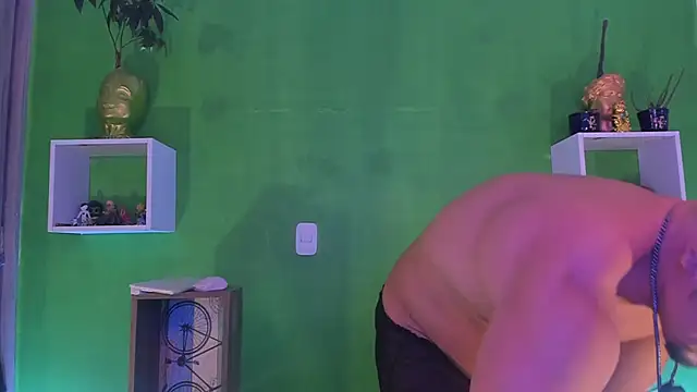 Ricardo 1998 online show from October 27, 2025, 4:05 am