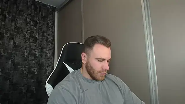 Snapshot of Thori92 chatting on January 15, 2025, 8:58 pm Thori92 online show from January 15, 2025, 8:58 pm