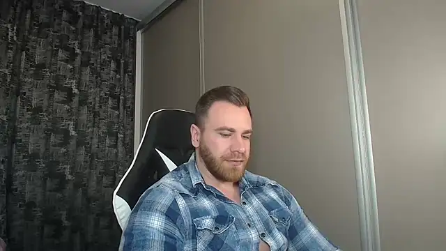 Snapshot of Thori92 chatting on March 9, 2025, 6:54 pm Thori92 online show from March 9, 2025, 6:54 pm