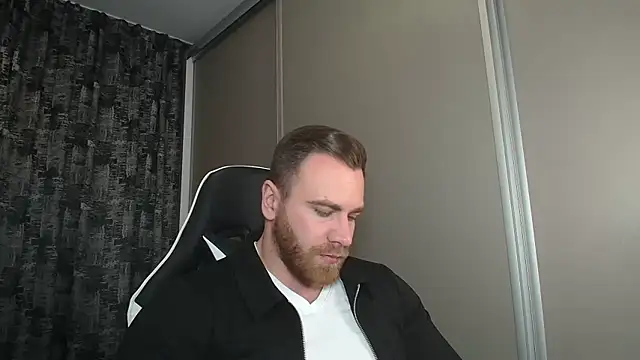 Snapshot of Thori92 chatting on March 12, 2025, 6:44 pm Thori92 online show from March 12, 2025, 6:44 pm