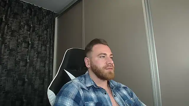 Snapshot of Thori92 chatting on March 20, 2025, 9:02 pm Thori92 online show from March 20, 2025, 9:02 pm