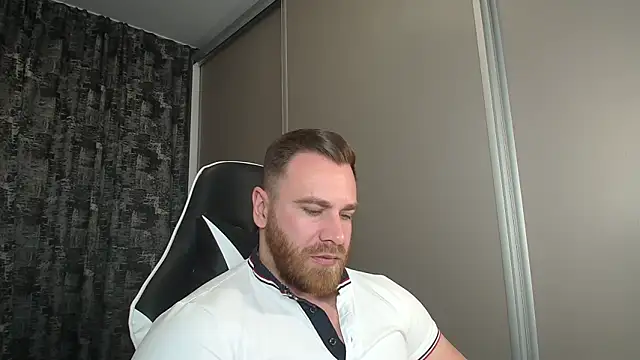 Snapshot of Thori92 chatting on March 22, 2025, 6:25 pm Thori92 online show from March 22, 2025, 6:25 pm