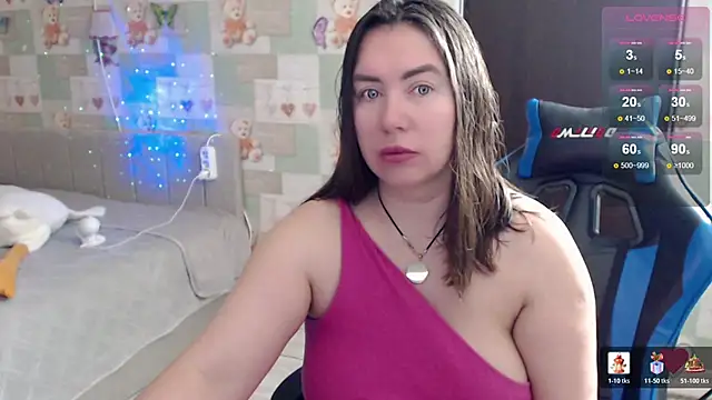 Snapshot of Korolek12 chatting on January 15, 2026, 5:12 am Korolek12 online show from January 15, 2026, 5:12 am