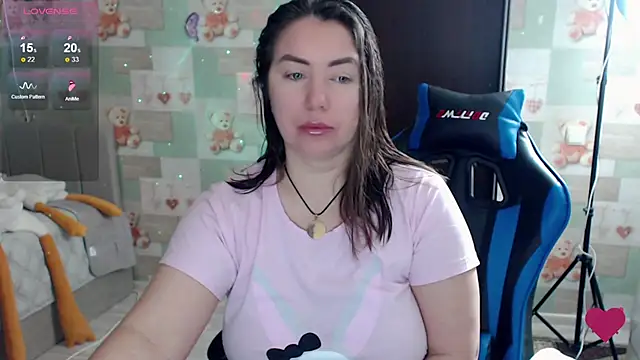 Snapshot of Korolek12 chatting on February 2, 2026, 5:17 am Korolek12 online show from February 2, 2026, 5:17 am