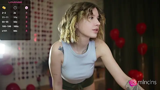 Snapshot of melanielwithu chatting on February 8, 2026, 9:07 pm melanielwithu online show from February 8, 2026, 9:07 pm